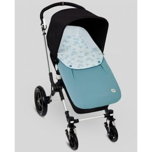 Paz Rodríguez, colcha  para coche "Biloba" azul.