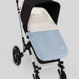 Paz Rodríguez, colcha ajustable con saco interior "Pardal" azul.