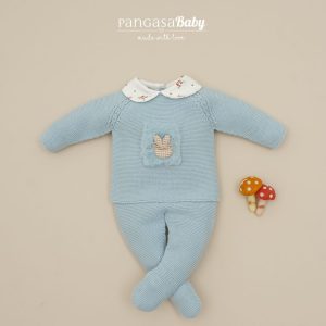 Pangasa, Conjunto bebé cuello bambi y conejo, celeste empolvado.