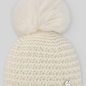Paz Rodríguez, gorro con pompón pelo "Esencial" crudo.