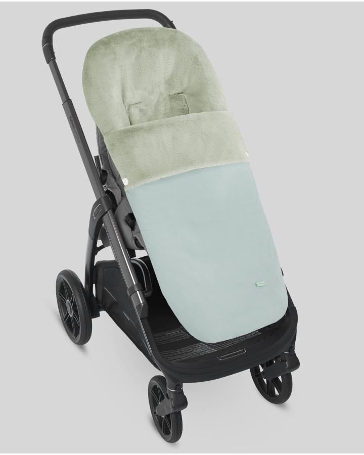 Paz Rodríguez, saco de silla universal " Cosco" pelo color verde agua.